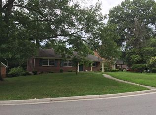 208 Shamrock Dr, Danville, VA 24541