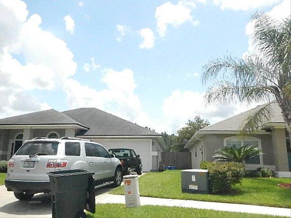 3rd image of 9460 Staplehurst Dr