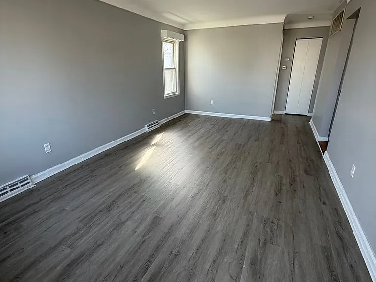 24593 Wilmot Ave — Photo 2
