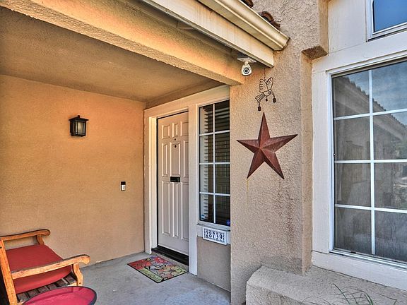 4th image of 28739 Glenheather Dr