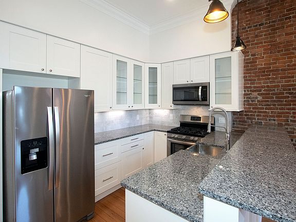 3rd image of 440 Central Ave #202