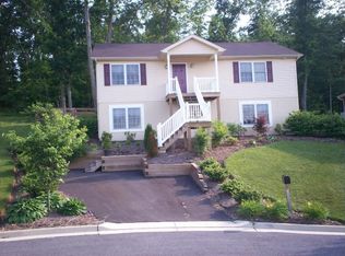 433 Kirby Ave, Waynesboro, VA 22980
