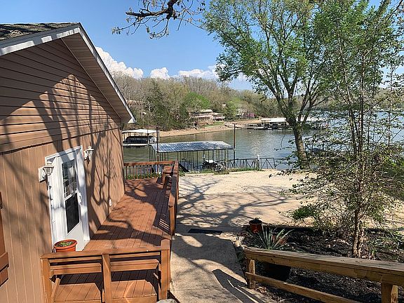 Ranch  - No Stairs to Dock