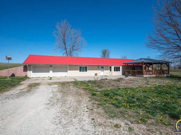12672 K 4 Hwy, Maple Hill, KS 66507