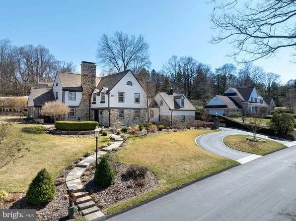 1127 Wyndham Dr, York, PA 17403