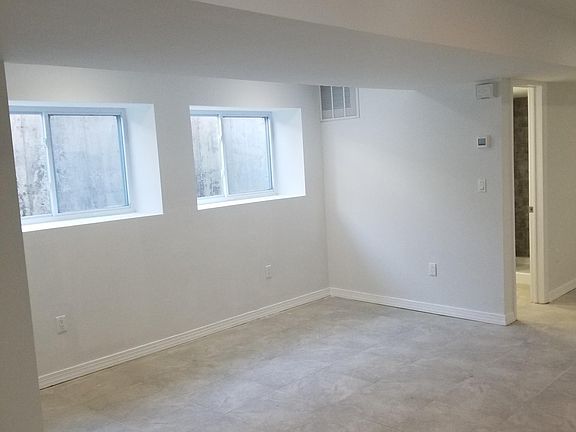 4th image of 105 Hillcrest Ave #1A