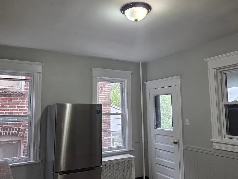 170 Poplar St #170 — Photo 6