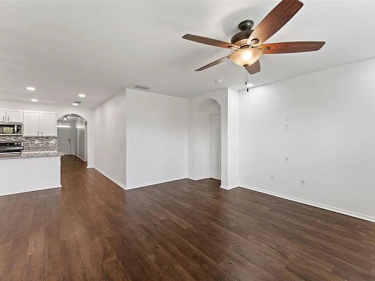 3945 River Bank Way — Photo 9