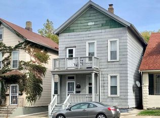 1526 N Van Buren St #1528, Milwaukee, WI 53202