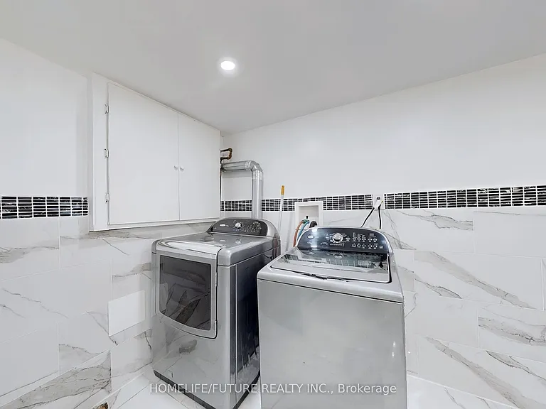 43 Densgrove Rd #BASEMENT — Photo 24