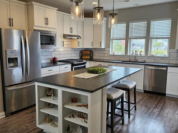 19236 101st Pl, Hamel, MN 55374