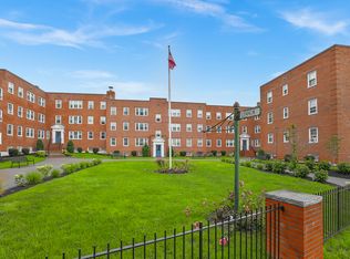 9 Lennon Ct #A, Boston, MA 02127