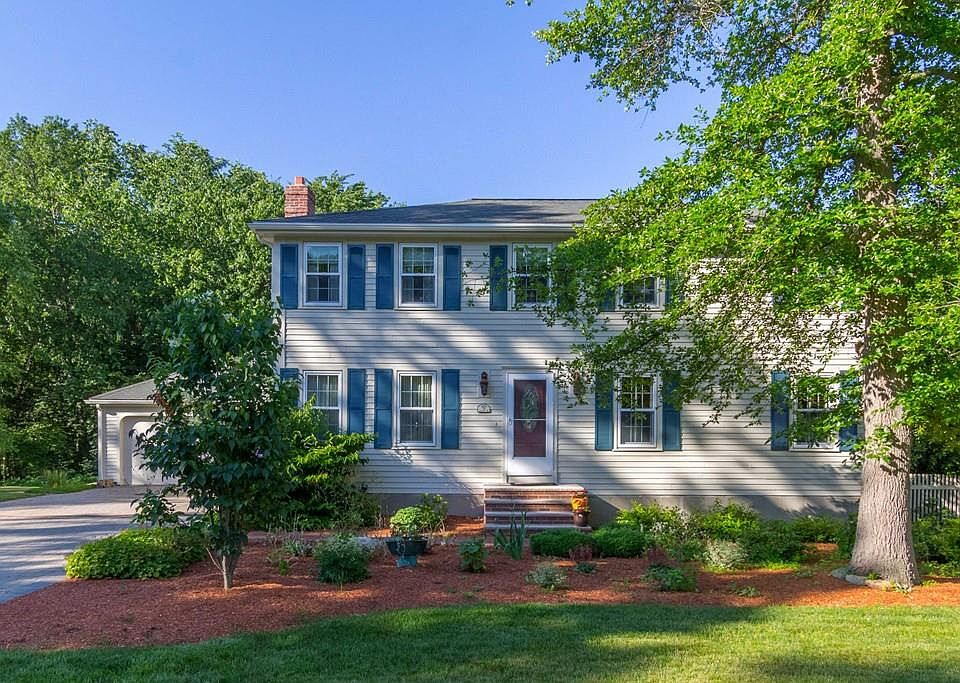 1st image of 52 Bannon Dr