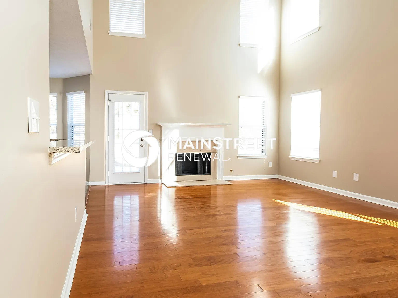 11696 Spring Lake Way — Photo 2