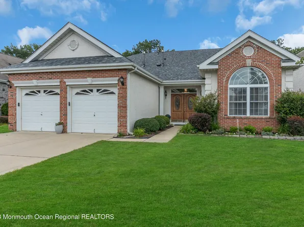 61 Baltusrol Drive, Jackson, NJ 08527