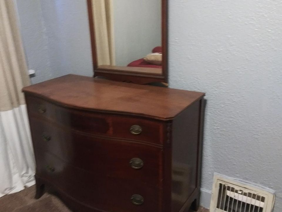 1st image of 330 Grant St #2