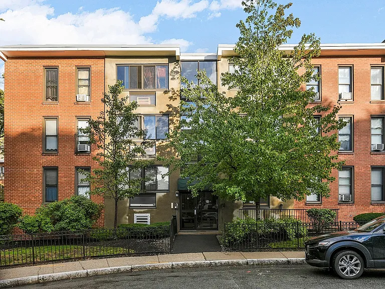 18 Juniper St #47 — Photo 9
