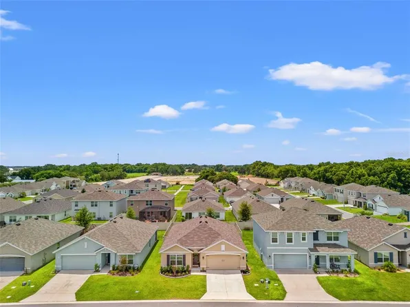 4663 Sigcom Pl, Wildwood, FL 34785