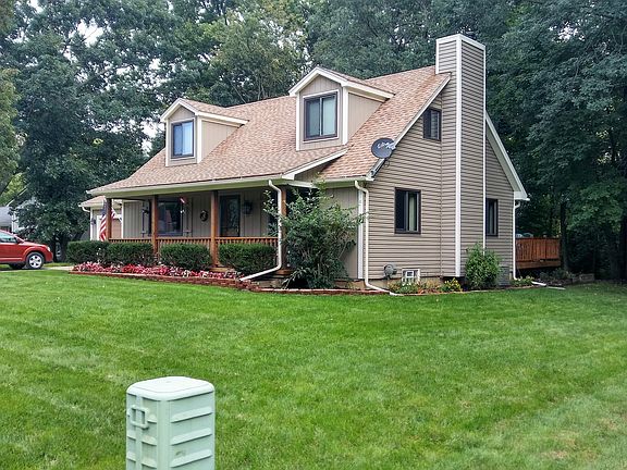 3rd image of 931 Cedar Oaks Trl