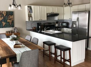 960 Clover Cir, Lafayette, CO 80026