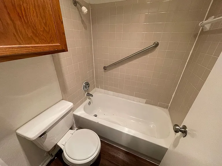 1754 Carrington Dr — Photo 7
