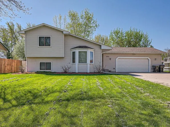 2970 121st Ave NW, Coon Rapids, MN 55433