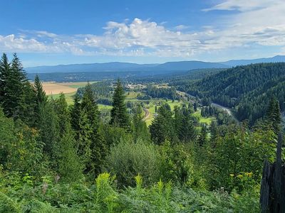 271 Windswept Ct, Naples, ID, 83847