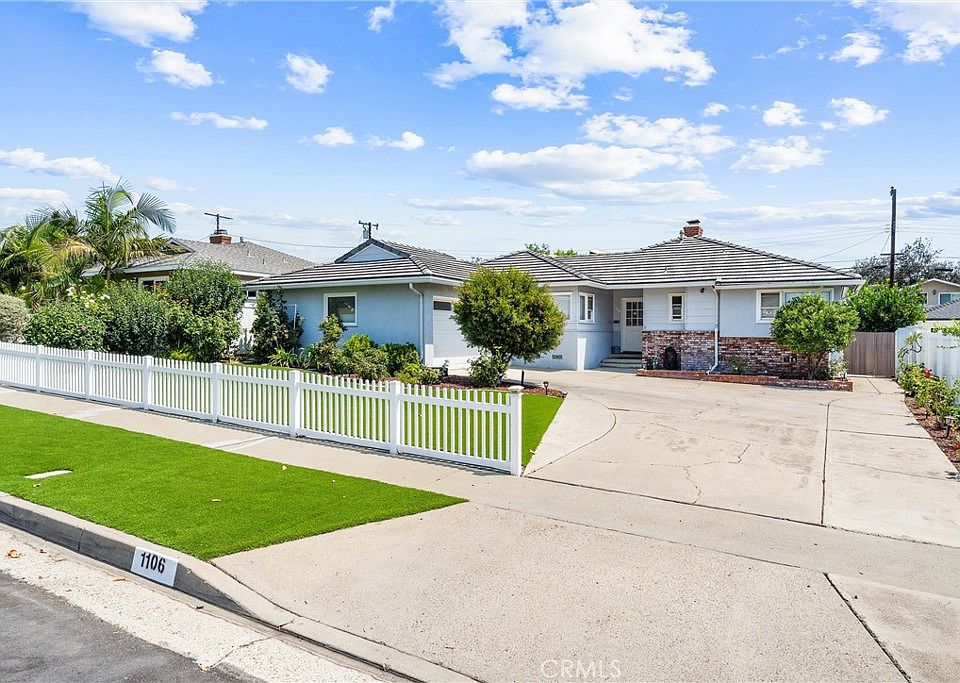 1st image of 1106 Hollydale Dr