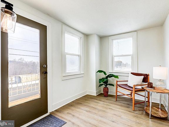 4th image of 1419 Snyder Corner Rd