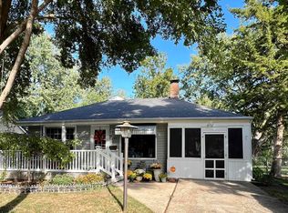 932 SW Frazier Ave, Topeka, KS 66606