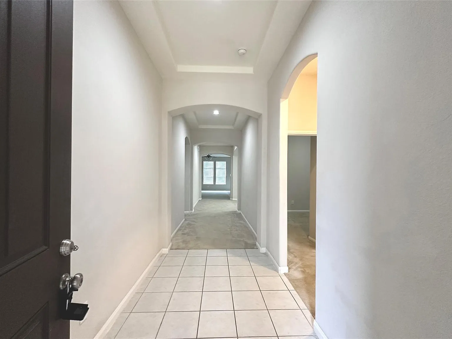 4 bed, 2298 sqft, $2,350 — Photo 4