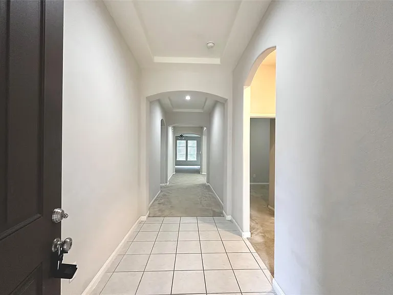 26950 Churchill Gate Ln — Photo 4