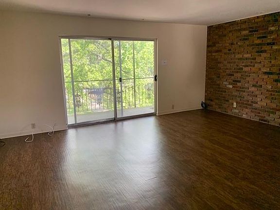 2nd image of 310 Jewel St APT 3C