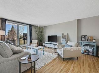 11B Galbraith Dr SW #80, Calgary, AB T3E3H2