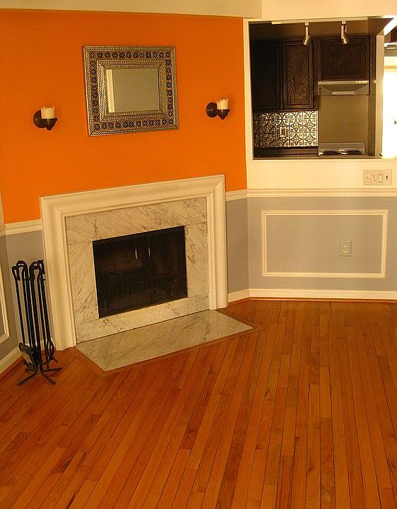 Living Room/Fireplace