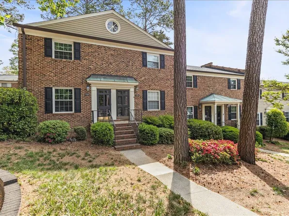 3726 Jamestown Cir, Raleigh, NC 27609