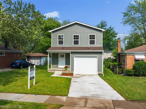 22114 Pleasant Ave, Eastpointe, MI 48021