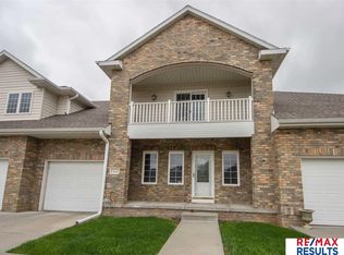 7837 Heritage Cir, Ralston, NE 68127