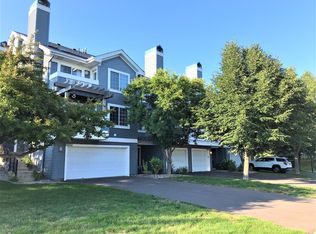 15640 24th Ave N UNIT F, Plymouth, MN 55447