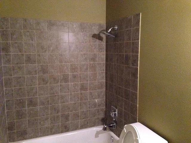 288 Meadows Dr — Photo 5