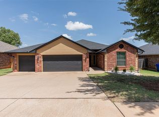 1917 Jackson Dr, Norman, OK 73071