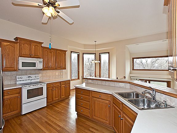 4th image of 4455 N Fritillary St