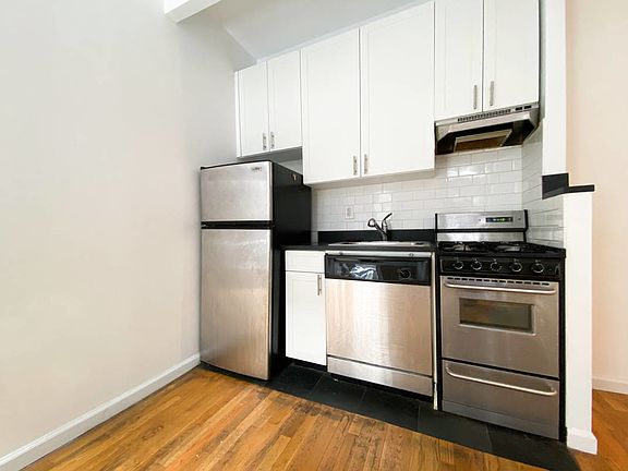 5th image of 222 E 85th St #1RR