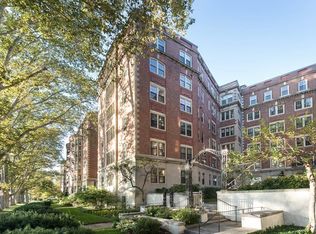 984 Memorial Dr APT 403, Cambridge, MA 02138