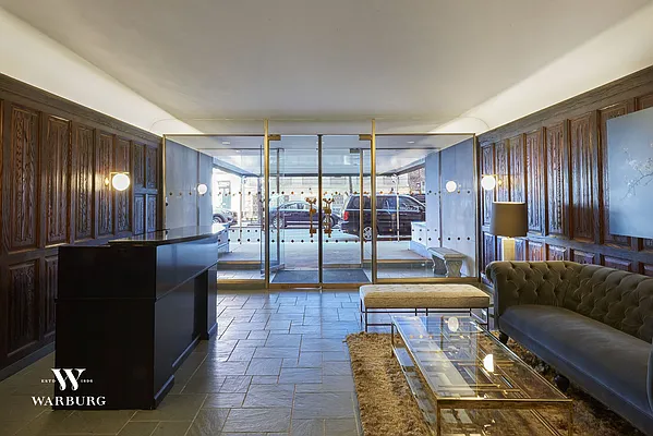 Sold by Warburg | media 39