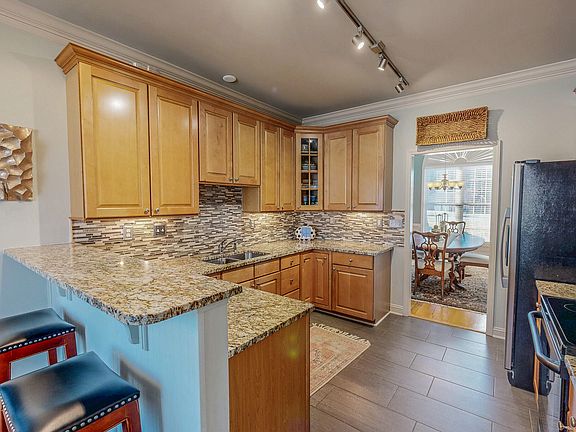 3rd image of 189 Hannah Ln