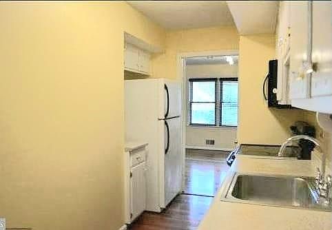 4th image of 3112 Cedar Grove Dr