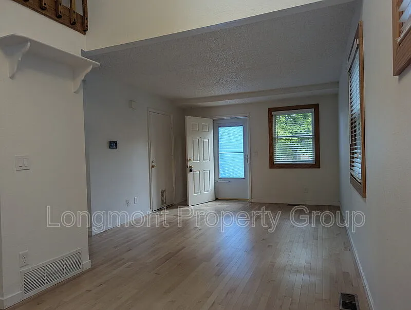 2 bed, 1.5 bath, 1480 sqft, $2,140 — Photo 4