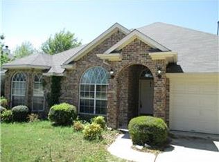 203 E Custers Creek Bnd, Pflugerville, TX 78660