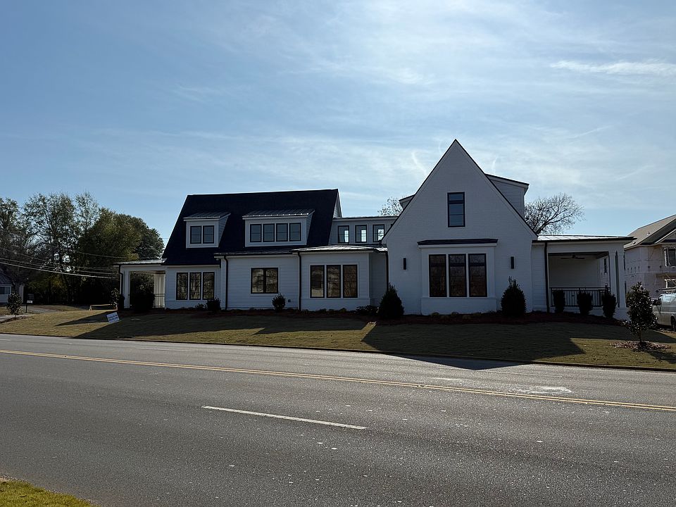 1st image of 15 Hackberry Cir #B